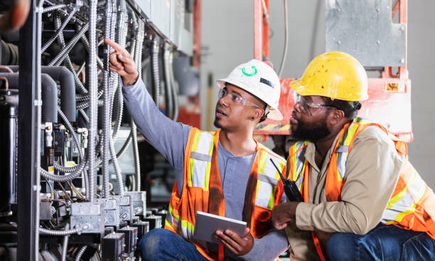 Best Electrical Contractors for Businesses  in Hawaiian Paradise Park, HI